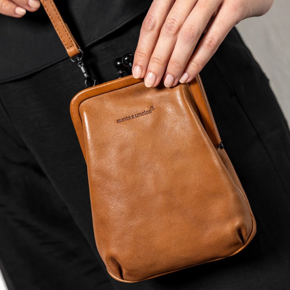 Aunts & Uncles Phonebag/Clutch NWT